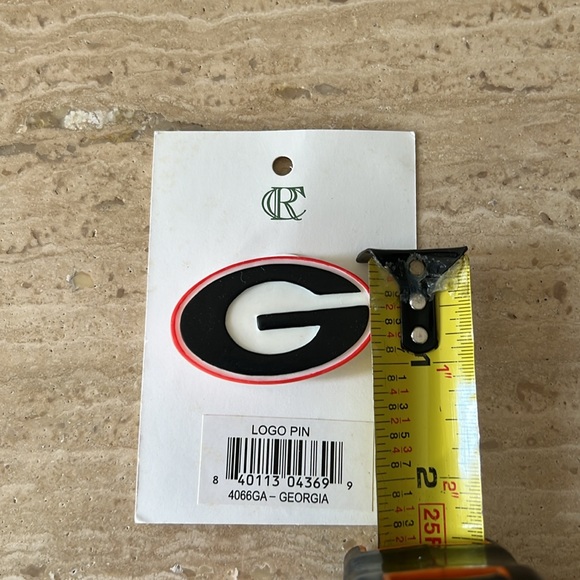 9 Georgia Bulldogs "G " Logo Pin - Picture 4 of 4